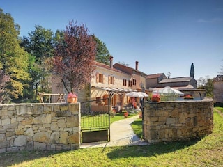 Villa Batlug Buitenaudio-opname 2