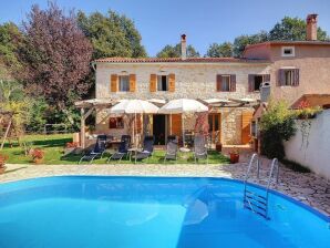 Villa in Žminj mit Pool und Natur - Batlug - image1