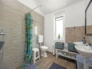 Villa Ladrovići Características 28