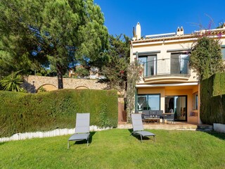 Villa Llafranc Outdoor Recording 1