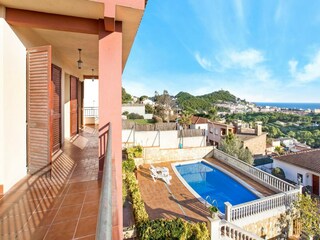 Villa Blanes Environment 21
