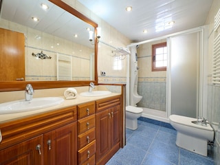 Villa Blanes Features 8