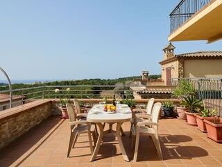 Villa Blanes Environment 16