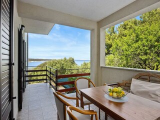 Apartment Supetarska Draga Außenaufnahme 7