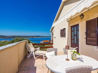 Apartment Supetarska Draga Außenaufnahme 8