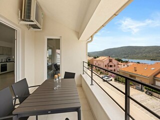 Apartment Cres Stadt Außenaufnahme 6