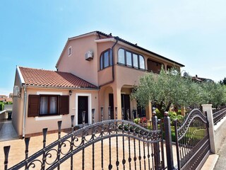 Apartment Valbandon Außenaufnahme 5