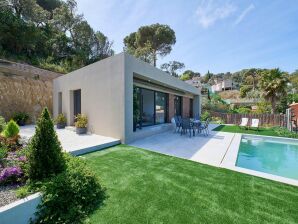 Familienfreundliche Villa mit privatem Pool - Vidreres - image1