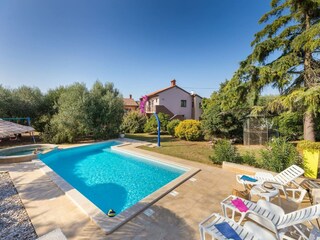 Apartment Pula Außenaufnahme 3