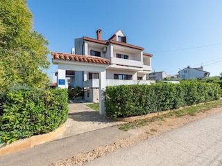 Apartment Funtana Umgebung 1