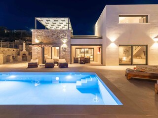 Villa Kamilari Outdoor Recording 3