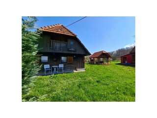 Villa Karlovac Buitenaudio-opname 1