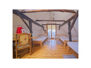 Villa Karlovac Características 21