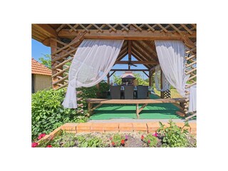 Villa Karlovac Buitenaudio-opname 5