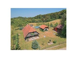 Villa Karlovac Buitenaudio-opname 6
