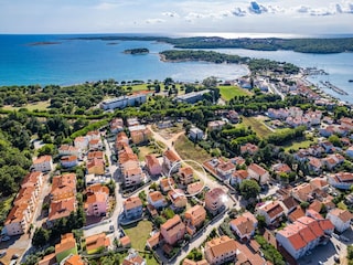Appartement Ližnjan Buitenaudio-opname 8