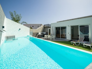 Chalet Maspalomas Outdoor Recording 2