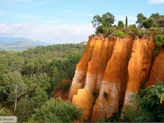 Ferienhaus Lagnes Umgebung 19