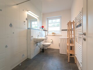 Bad 2 im Obergeschoss