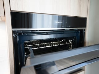 Mikrowelle / Backofen