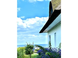 seitliche Hausansicht mitMEERBLICK