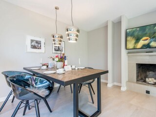 Kamin-/Ofen