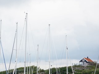 Hafen und Yachten auf der Südseite