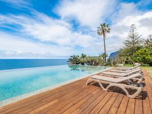 Ferienwohnung "Design Suite – Ocean View & Sound at Praia Formosa" - Funchal - image1