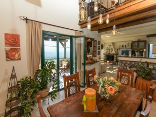 Villa Armeni Features 18