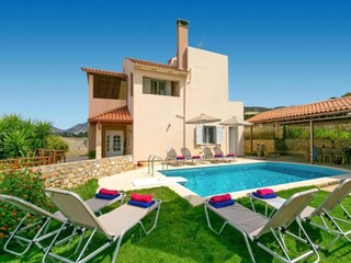 Villa Roumeli Buitenaudio-opname 1