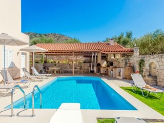 Villa Roumeli Buitenaudio-opname 7