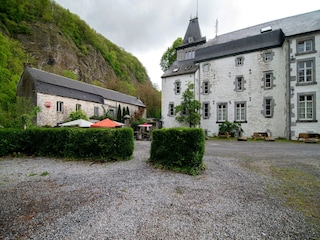 Schloss Aywaille Außenaufnahme 7