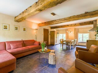 Castle Aywaille Features 23