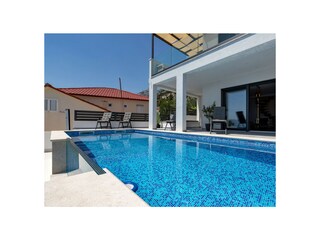 Villa Pisak Buitenaudio-opname 6