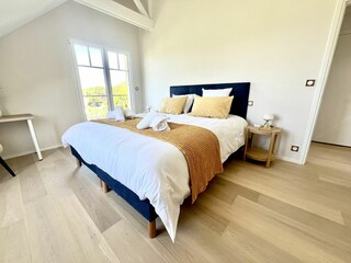 Lit king size 180 x 220