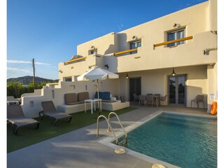 POOL BY THE EARLY EVENING