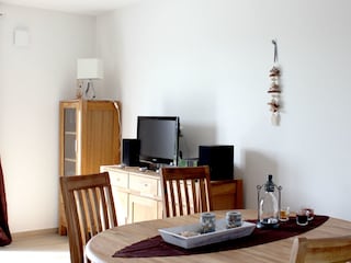 Wohnzimmer mit Essplatz