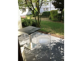 Terrasse mit Gartenanteil