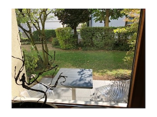Terrasse mit Gartenanteil