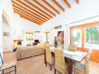 Villa Sa Pobla Features 28