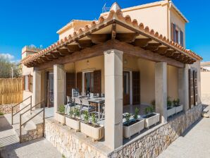 Holiday house Can Fusteret - House In Son Serra De Marina - Son Serra de Marina - image1