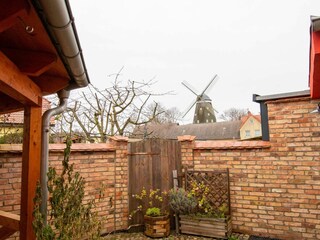 Blick vom Hofcafe auf die Mühle