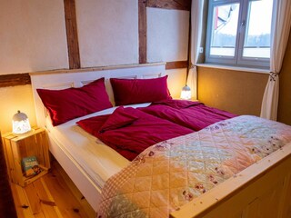 Schlafzimmer mit Doppelbett