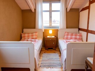 Schlafzimmer mit 2 Einzelbetten