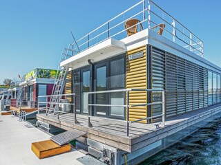 Außenansicht Hausboot 6