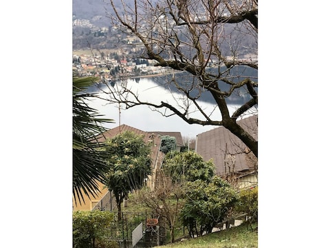 Apartment Close to Franklin College and Lugano Center