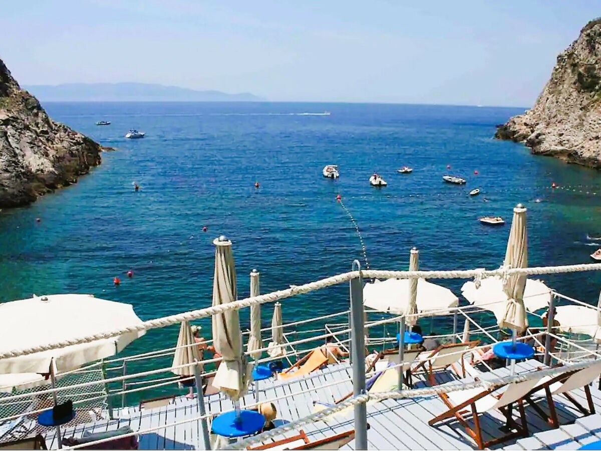 Chalet VIP View & Exclusive Access to the Sea