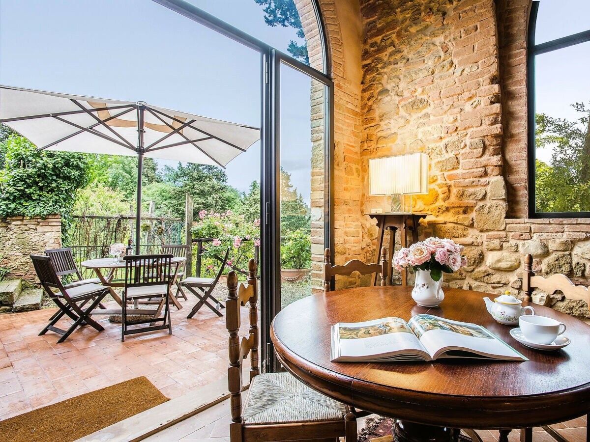 Apartment Luxury, Sustainability and Eco Pool in Style Apt.