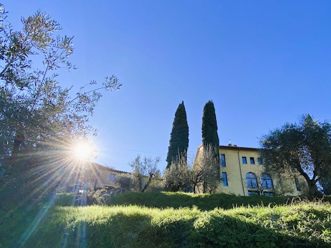 Apartment Villa Ceppeto's Brand New Arches w/ EV Charge