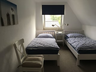 2 Bett Zimmer